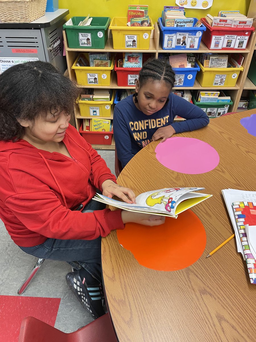 Mrs. Santoro tweet media