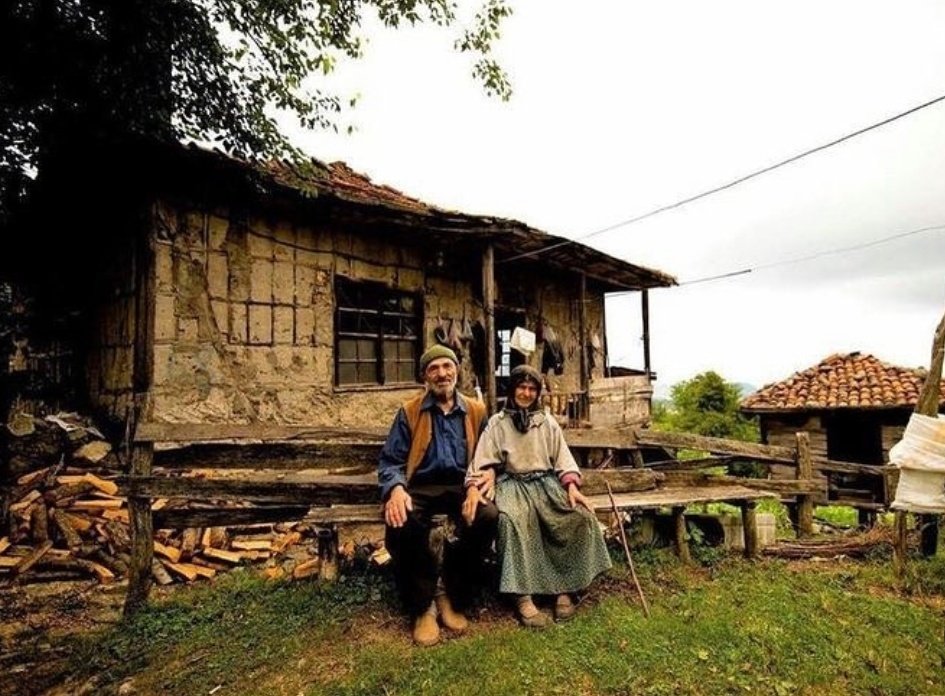 Rızk'ın para olması şart değil, ALLAH bizlere çok şey katan birini nasip etsin. 😊