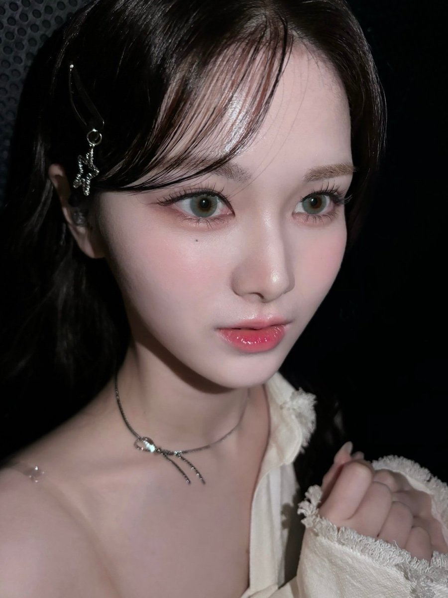 MayuDaily's tweet image. Mayu photos With This white look 🤍 &amp;gt;&amp;gt;