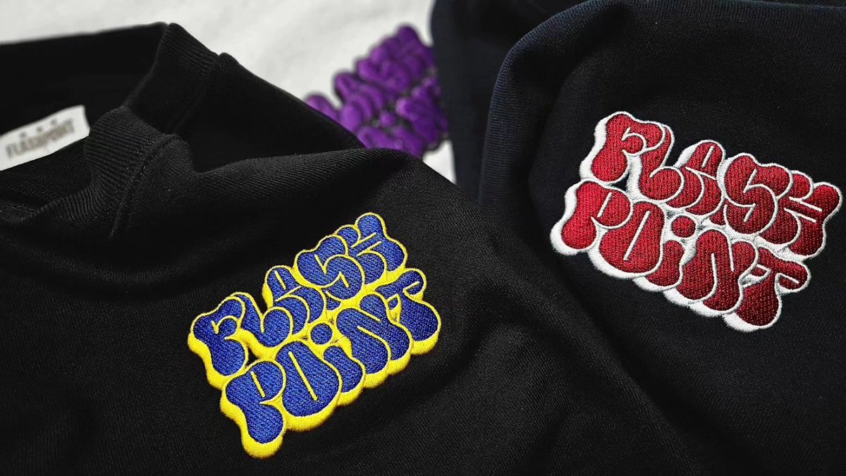 FLASHPOINT_Web's tweet photo. FLASH POINT ORG/FLASHPOINT BOMB EMB HEAVY WEIGHT LS TEE👑
ドライタッチでシャリ感が特徴的な7.1ozのボディを採用し、フロントにタギング調のFLASHPOINT LOGO刺繍で施した長袖TEE◎
ポップな刺繍カラー + インナー/トップス使いとして長く愛用できるタフさがポイントです✅
https://t.co/qX3MumLK9l https://t.co/dKW0ouTFre