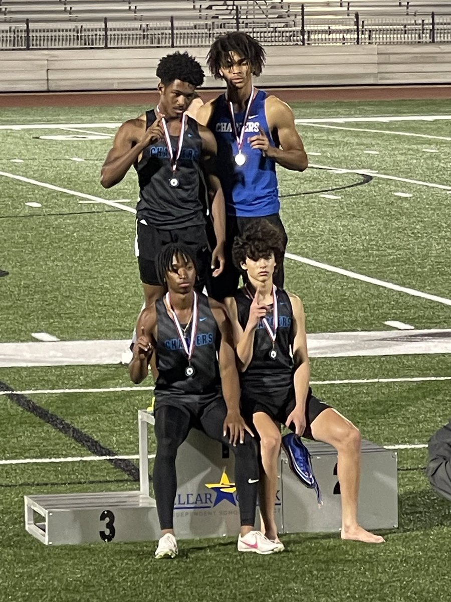 gabriel_tubbs's tweet photo. Great meet at the Ruben C. Jordan relays. First place finishes and PR of 1:56.11 in the 800m, split of 48.8 in the 4X400. Ready for Charger relays. @ChargerSpeed_ 

@TXStateTrack @BaylorTrack @TexasTechTF https://t.co/bfS1LHbhB0