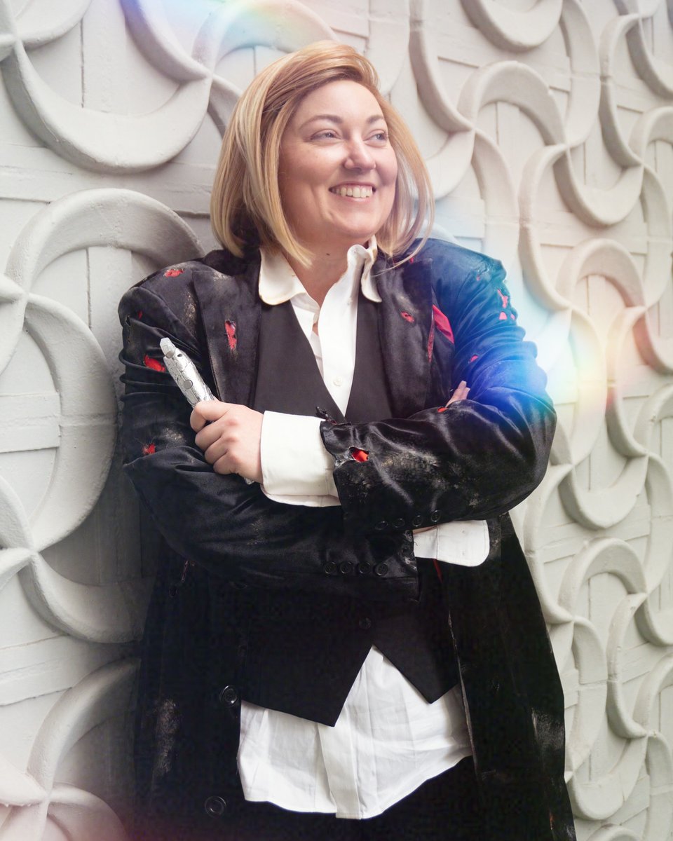 cosdaddycostume's tweet photo. 12th Doctor Cosplay Sharing
.
12th Doctor coat from @cosdaddycostume
Cosplayer: @sewsandarrows
.
#doctorwho #cosdaddy https://t.co/LvnT9ZYruf