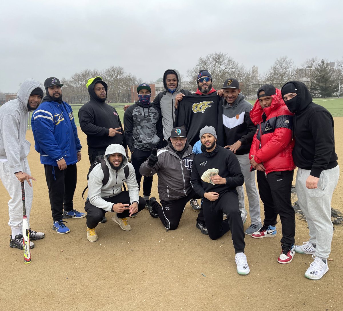 AyeGonzalez.eth tweet media