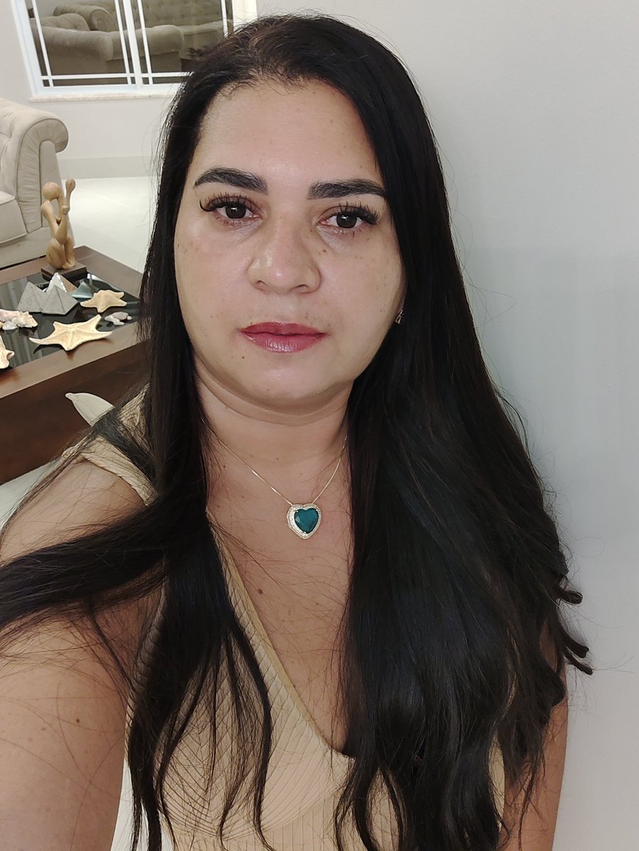 Giselle Oliveira (@giselemartz5) on Twitter photo 