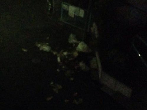 momoiromegapho's tweet photo. 《 クルド人問題・被害者 (1) 》埼玉県川口の隣の市
近所に引っ越してきたクルド人一家に
数ヶ月間、自宅前に違法駐車をされ続け
警察に通 報すれば、その腹癒せに
ケバブ屋店主に「ウジ虫付きの腐った生肉」を撒かれ
「仲間を呼ぶぞ」のもっと怖い表現で脅 迫され
「武 器を扱ったことのある仲間がいつでもお前の家に行くぞ」 
　と脅 迫され
「次に警察に通 報したとき、彼らがレ〇プするぞ」
　みたいな張り紙で脅 迫され
引っ越しを余儀なくされ
その時から、トラウマで、ケバブは食べれなくなった…
https://t.co/RdfgzJ5WDz

こんな恐ろしい事件も起きていたなんて､知らなかった。
被害者の方が気の毒過ぎて、かける言葉がない。

日本の平和をぶち壊す クルド人を追い出そう　

#埼玉 #川口 #蕨 偽装 #移民 #難民 #強制送還 #Kürt #PKK