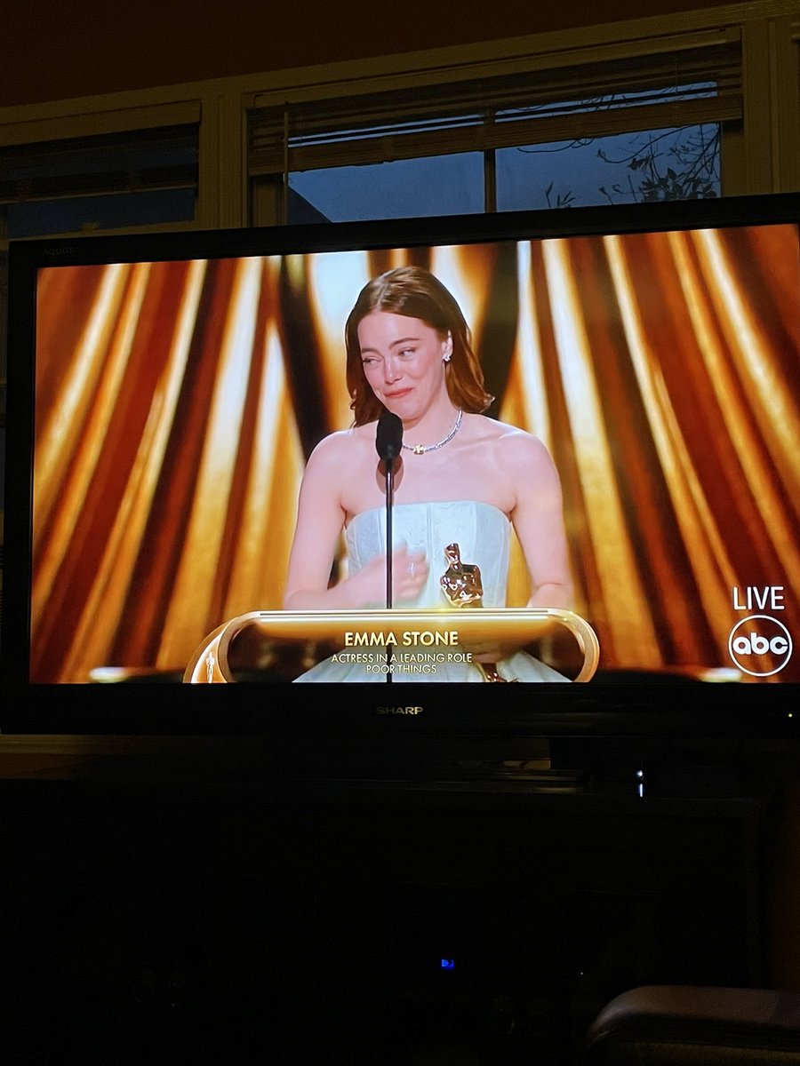 FUCK YES!!!!!! #EmmaStone #BestActress #OscarWinner #BellaBaxter #PoorThings #Oscars