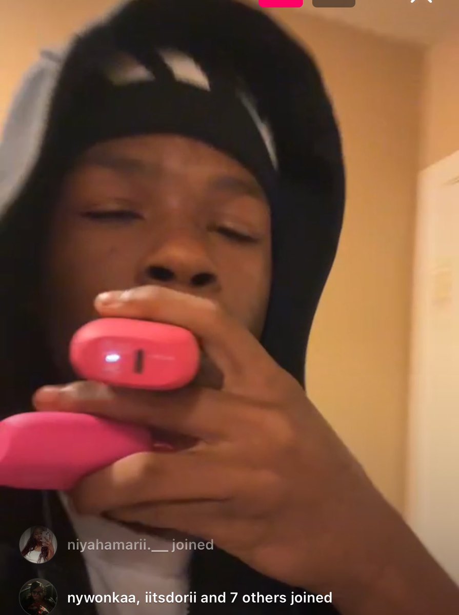 niyahamariipt2_'s tweet image. How yu dealing with all this strees😐- fceyy