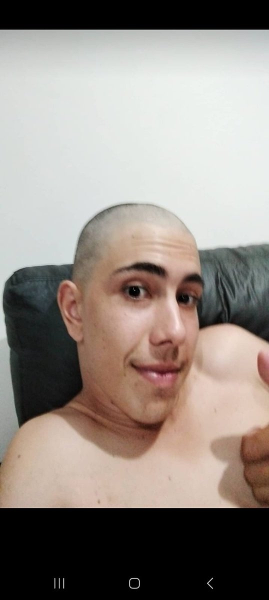 l0l0dastrevas's tweet image. a partir de hj não piso o pé p fora de casa nunca mais #quem ta em casa ta guardado