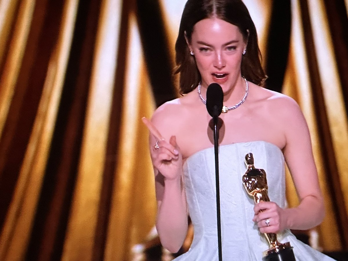 Grace Randolph tweet media