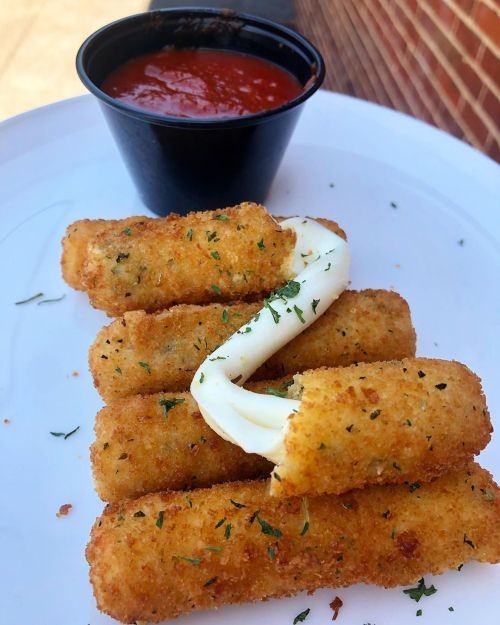 FoodCourtPhotos's tweet photo. Eat or skip???

#Foodie #Food #FoodFriday #Foodies #foodblogger #foodgram #foodlove #FoodSpot #foods #foodlover https://t.co/TqHi0DXoO4