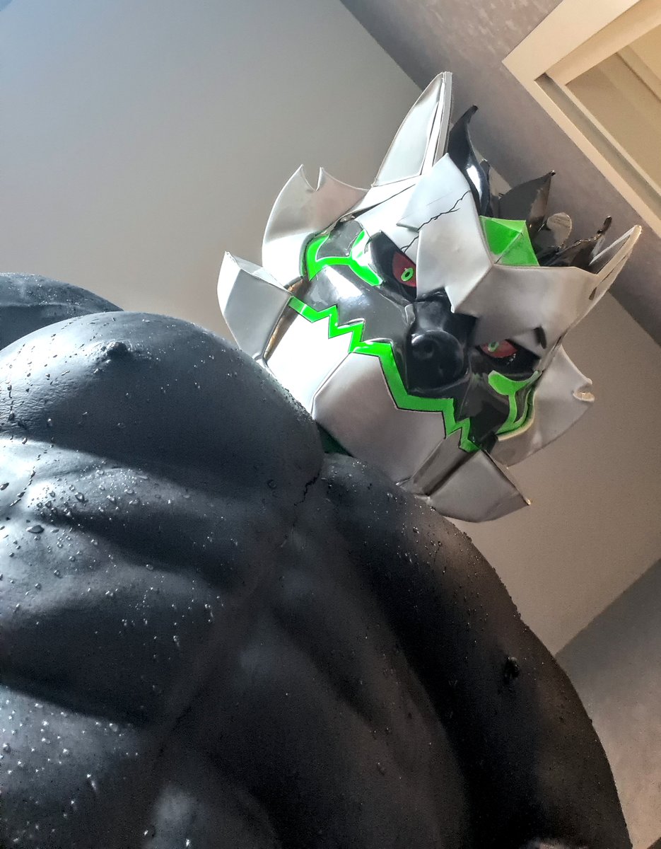 Constrictorz's tweet photo. "I can't seem to control myself today"
Alt Ver. Since some of you might prefer this 💚 https://t.co/iKb3Vr6YpR