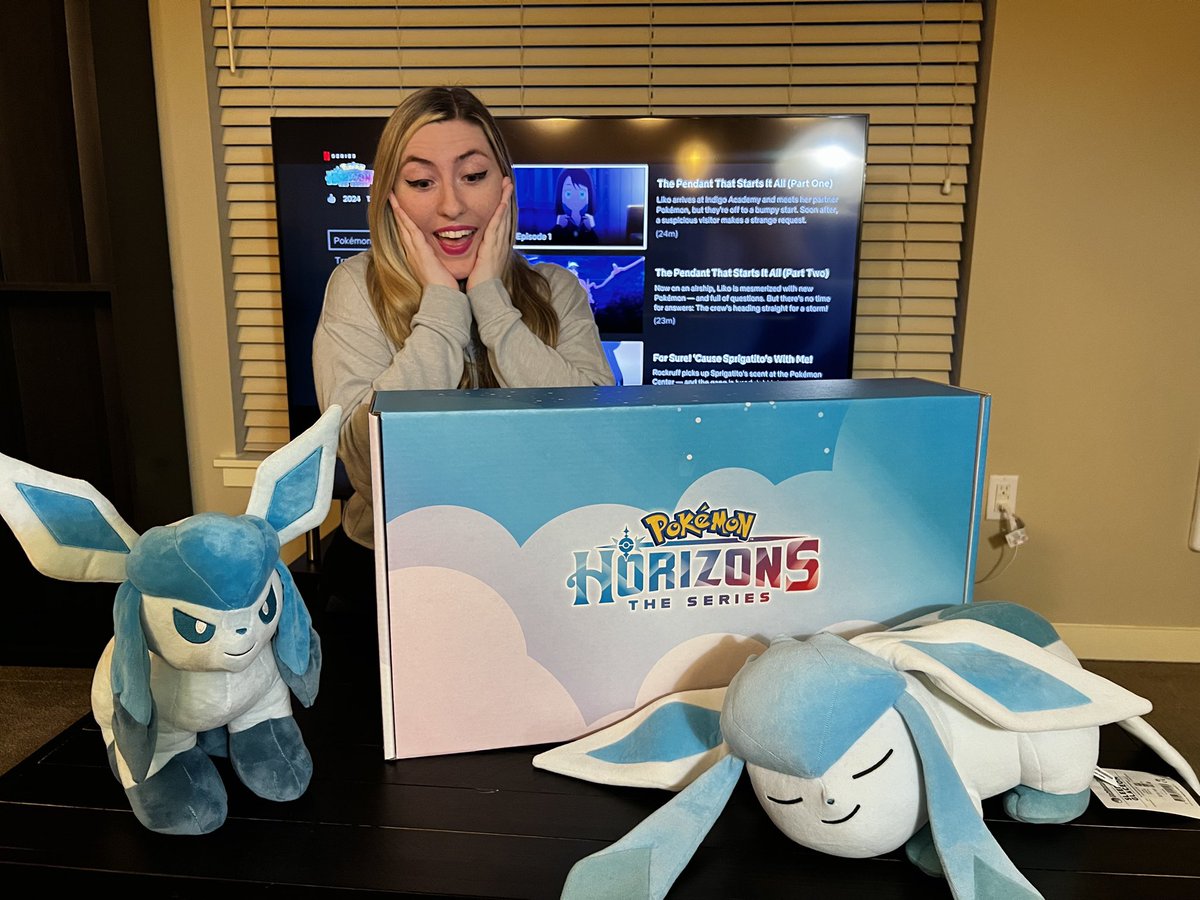 Received a super fun surprise today!! Big thank you to @Pokemon for this wonderful package❤️❤️❤️ Just in time to sit down and binge Horizons for the first time!!! We’ll be unboxing this on stream👀