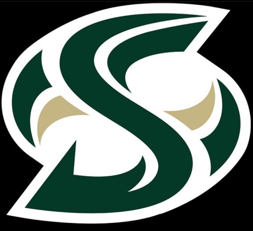 Legend Lyons tweet media