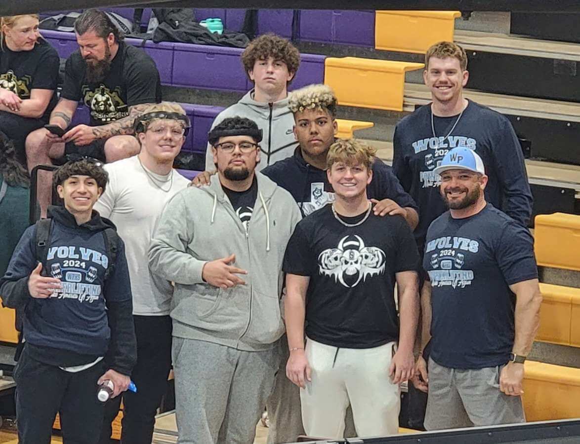 WP_Powerlifting's tweet photo. Great showing at Regional Boys Powerlifting this weekend! Isael Venegas had a 25 lb PR, Ace Giesbrecht 30 lb PR, Brody Tupin 25 lb PR, Jarrett Diggs 60 lb PR, Jae Harrison couldn’t compete due to injury, Damian Benavidez 20 lb PR and state qualifier! Very proud of you men! https://t.co/THmFyeeOj3