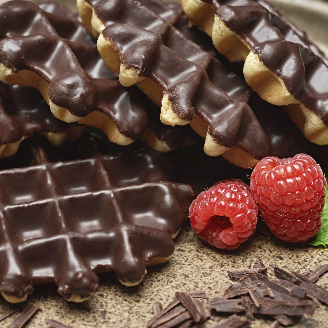 GourmetLeon's tweet photo. Nos encantan los GOGRES CON CHOCOLATE 🧇😋🇧🇪 Un auténtica delicia que nos llega directamente desde un obrador artesanal ubicado al sur de Bruselas. ¡Descúbelos en nuestro catálogo! 👉 https://t.co/Uq3TabhB92

#pasteleriabelga #chocolatebelga #wafflesbelgas #saboresbelgas https://t.co/ofYBNKvbxI