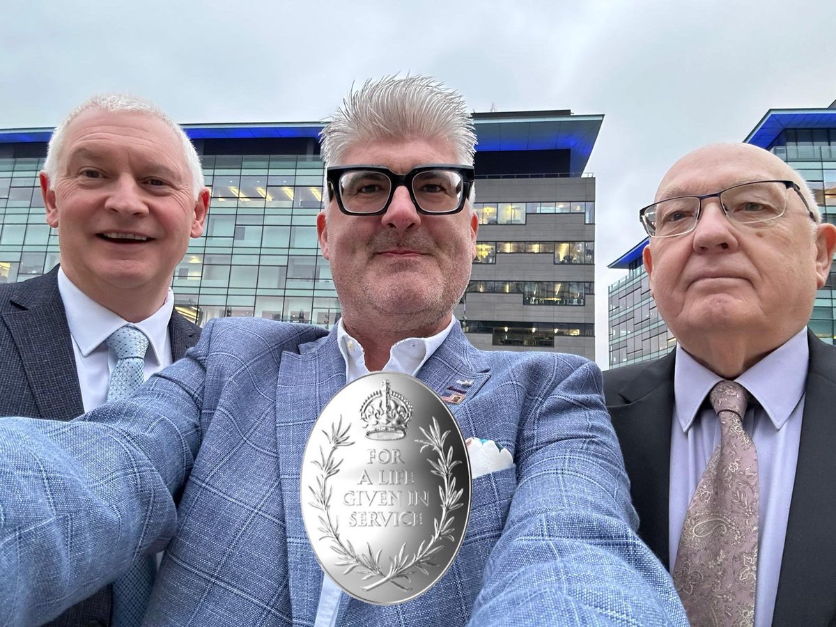 BrynHughes1's tweet photo. Just arrived at the Beeb for this mornings, what is going to be an emotional, piece on the sofa.. @frompaul @PFEW_HQ #medalsforheroes https://t.co/xuTkkw4Wt1