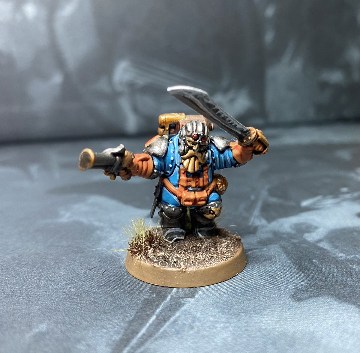 You may have seen I’ve made two tables for Barak Kutitzak but now I’ve finished the first unit of their Arkanaut Company.

Barak Kutitzak have an exclusive contract with House Wyrdcraft  and the Hammerhal Magisters Revenue Collectors 

#WarhammerCommunity 
#WWFour
#ShadowCon