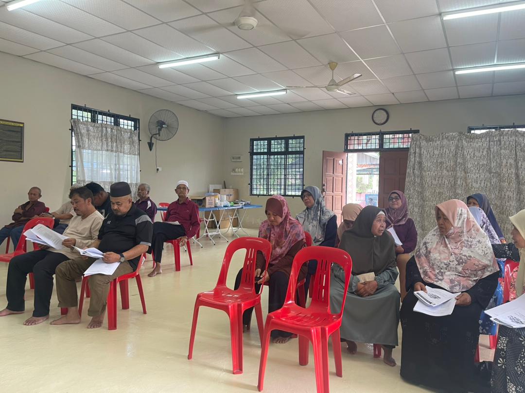 ppkpserai's tweet photo. Mesyuarat Agung Unit Pantai Padang Penyangga bagi tahun 2024.
#LPP50Tahun
#LPPMalaysia
#LPPKedah
#LPP4farmers
#PerkasaPeladang
#KeluargaPeladang
#KPKMMalaysia
#TeamKPKM
#MalaysiaMadani
#CukupdanTerjamin
#DemiPertiwi
#agromadani
#keterjaminanmakananuntukmasadepan https://t.co/LaREHSnuhF