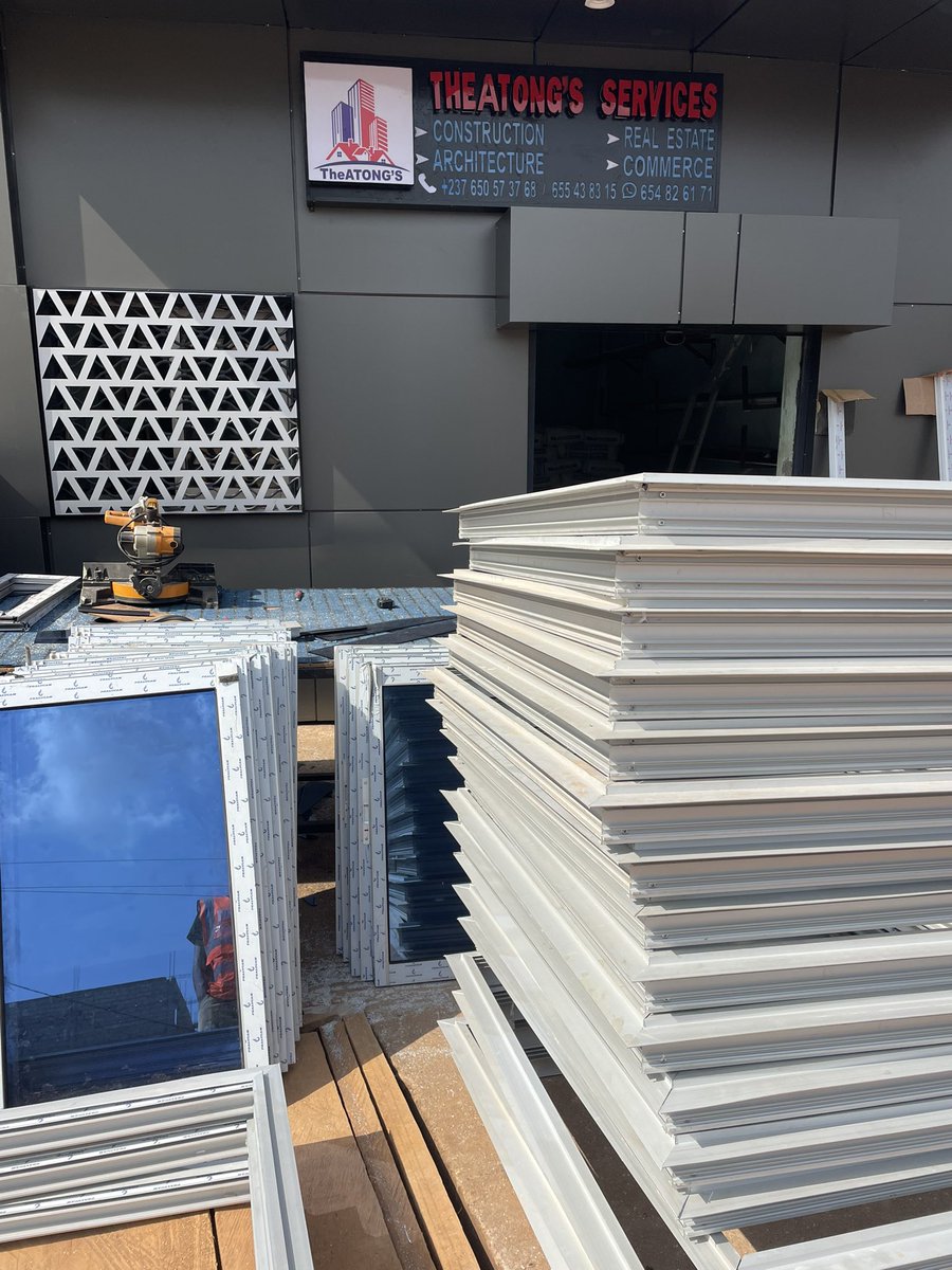 THEATONGS's tweet photo. Production of Aluminium doors and windows. Contact us on the information on the information 

📞+237654826171
📧contact@theatongscm.com https://t.co/Jh6lokwNA0