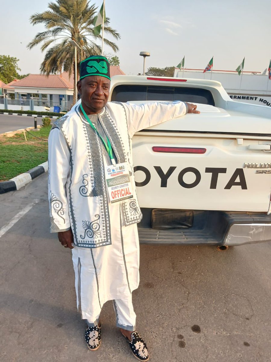 Gideech's tweet photo. The Hon. commissioner Homeland Security Niger State, Hon. Bello Muhammad Abdullahi is set at the Bola Ahmed Tinubu International Airport Minna to receive the President and Commander in Chief of the Armed Forces Federal Republic of Nigeria, President Bola Ahmed Tinubu https://t.co/u45co0G9K0