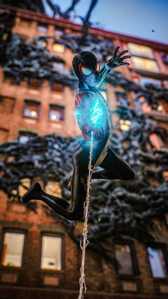 The saviour of Harlem ⚡ #marvelspiderman2 #SpiderMan2PS5 #InsomniacGames #PS5 #PS5Share #PSBlog #VGPUnite #WorldofVP #VPArtist #VPRT #ArtisticofSociety #VPGAMERS #VirtualPhotography #PhotoMode