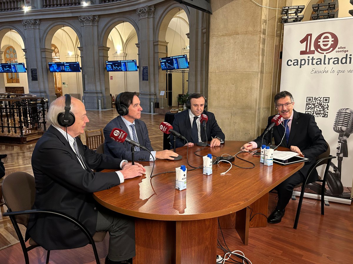 🔴DIRECTO | ¡Comienza La Gran Tertulia de la Economía, con <a href="/LuisVMunoz/">Luis Vicente Muñoz</a>!

👤Joaquín Garralda, presidente de <a href="/Spainsif/">Spainsif</a>.
👤Ángel Martínez-Aldama, presidente de <a href="/INVERCOinfo/">Inverco</a>.
👤Javier Alonso, CEO y fundador de <a href="/WelcomeAM_/">Welcome AM</a>.

#XIVDíaDeLaInversión

💻youtube.com/watch?v=1ShK28…