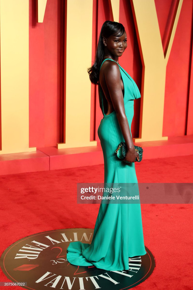 NIYMUSE's tweet photo. The people’s princess, Adut Akech https://t.co/HXjhwoyT0N