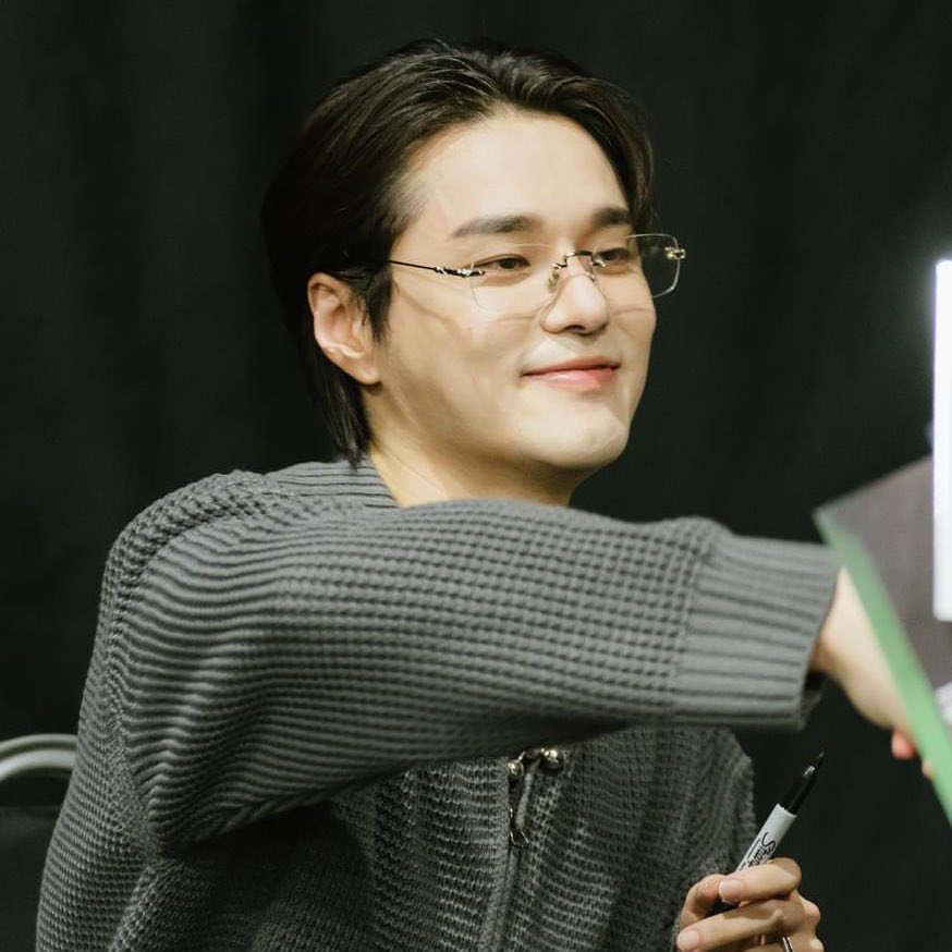 youwillkn0vv's tweet photo. Dean during the fan meet in Singapore 💚

©️ ck star singapore https://t.co/NfnW2KZiH2