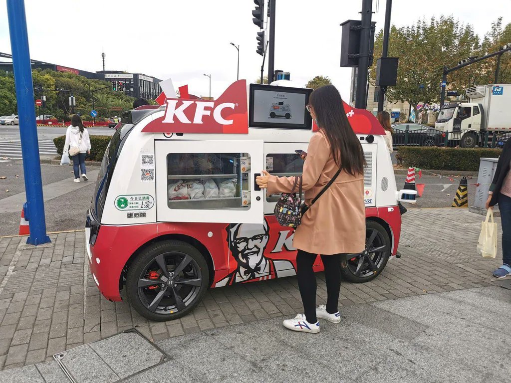 Rainmaker1973's tweet photo. Self driving and self service KFC food truck in China https://t.co/FsSBQ0R8or