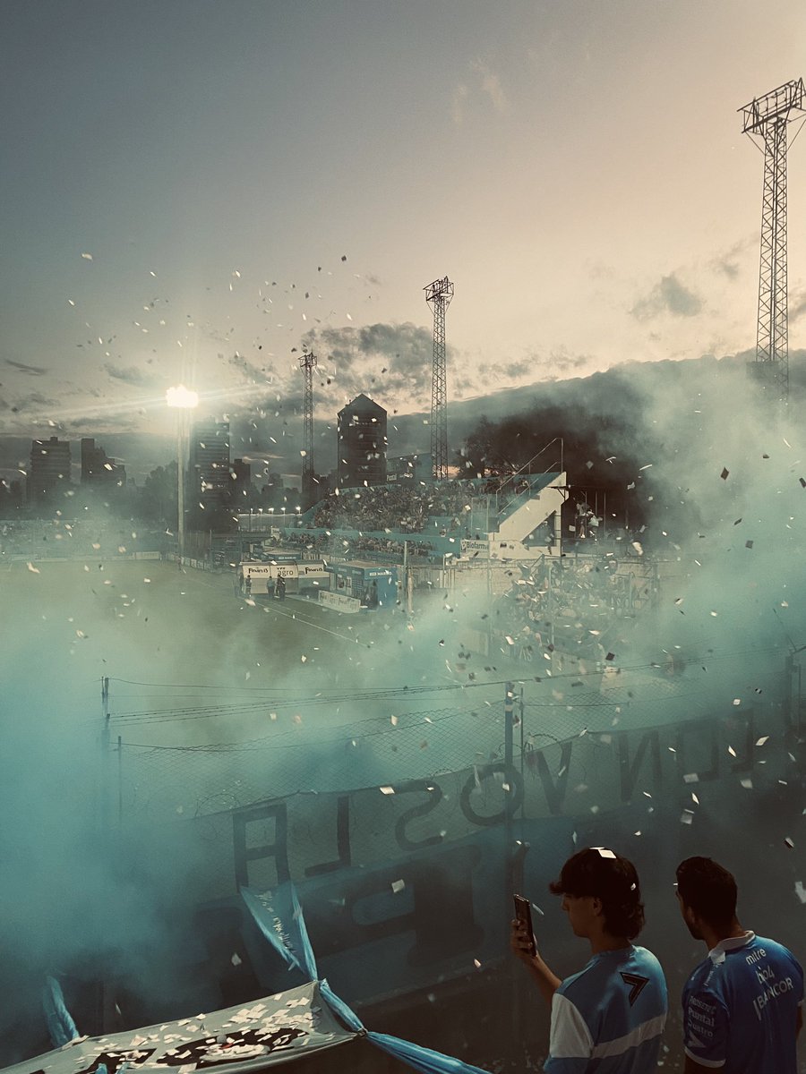 Siempre a tu lado💙