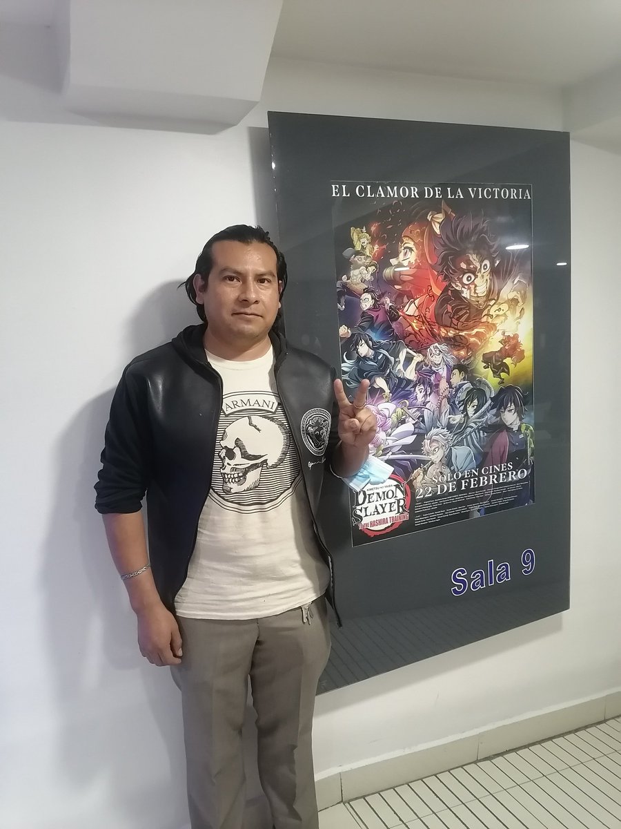 D4rkn35513's tweet photo. Finalmente fui a ver la película #DemonSlayer #KimetsuNoYaiba #ToTheHashiraTraining
Fue muy divertida, en especial la parte en la que Zenitsu ve a Nezuko y ella le dice "Bienvenido"... "Bienvenido Inosuke" jajaja https://t.co/ENzLHI9eN0