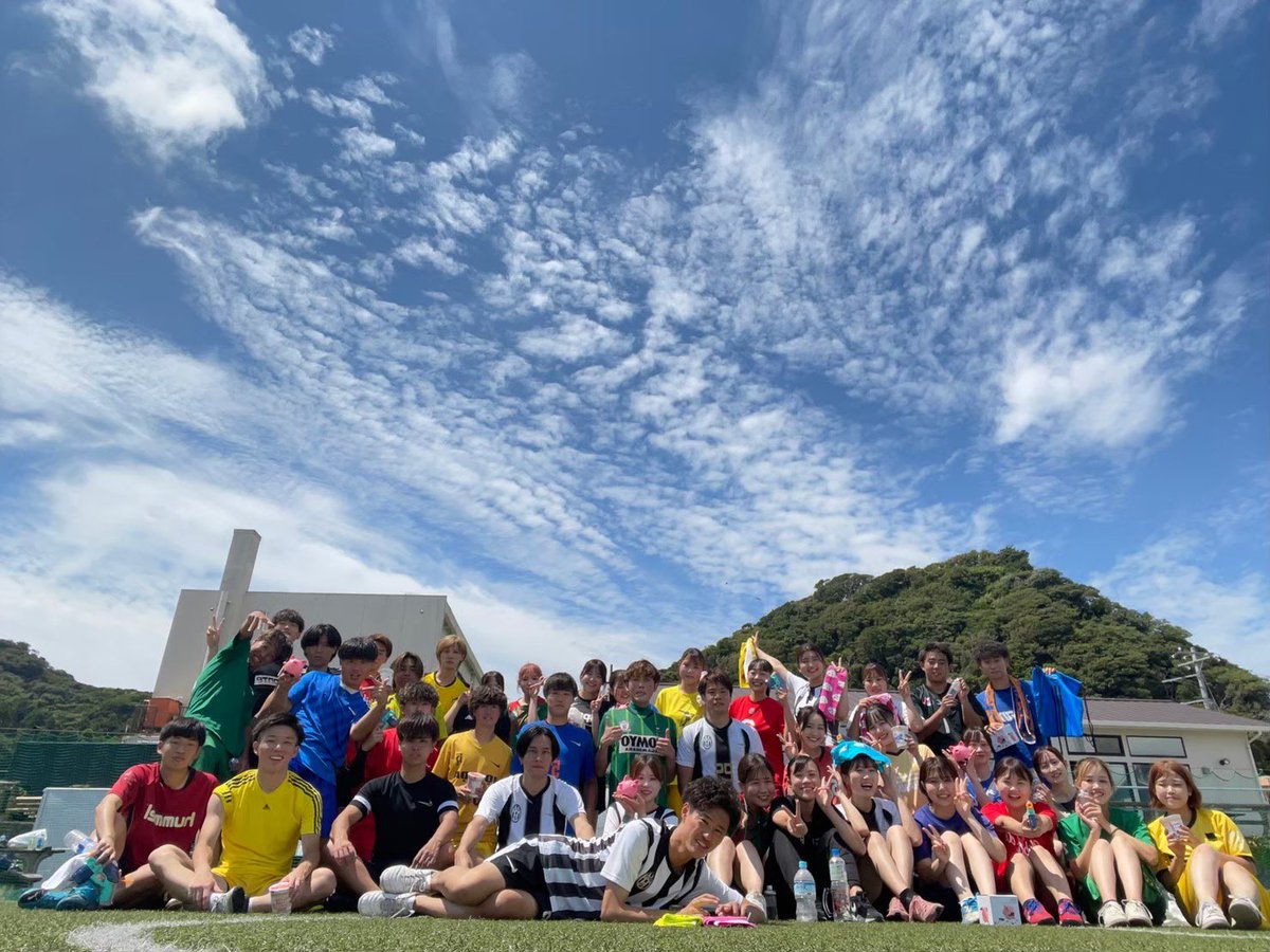flippppppag's tweet photo. FLiPでは大会合宿だけでなく、夏には楽しい合宿があったり、クリスマスは仮装をしたりとイベントが盛り沢山です！！
気になった人は気軽にDMしてください〜
 #春から文教
 #文教大学サッカーサークル
 #文教大学越谷キャンパス
 #文教大学足立キャンパス https://t.co/V9BLX9xKXK