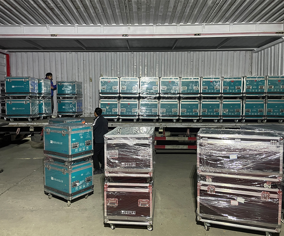 BAITRONICS's tweet image. 🎉2024 Enter the Russian market —400m² XY Series P3.9 outdoor led screen.
🔗Learn More：baitronics.com/.../baitronics…
#BAITRONICS #XYPROSeries #LEDDisplays #Innovation #LEDVideoWall #ledscreen #ledfloor #dooh #leddisplay #rentalscreen #show #music #outdoor