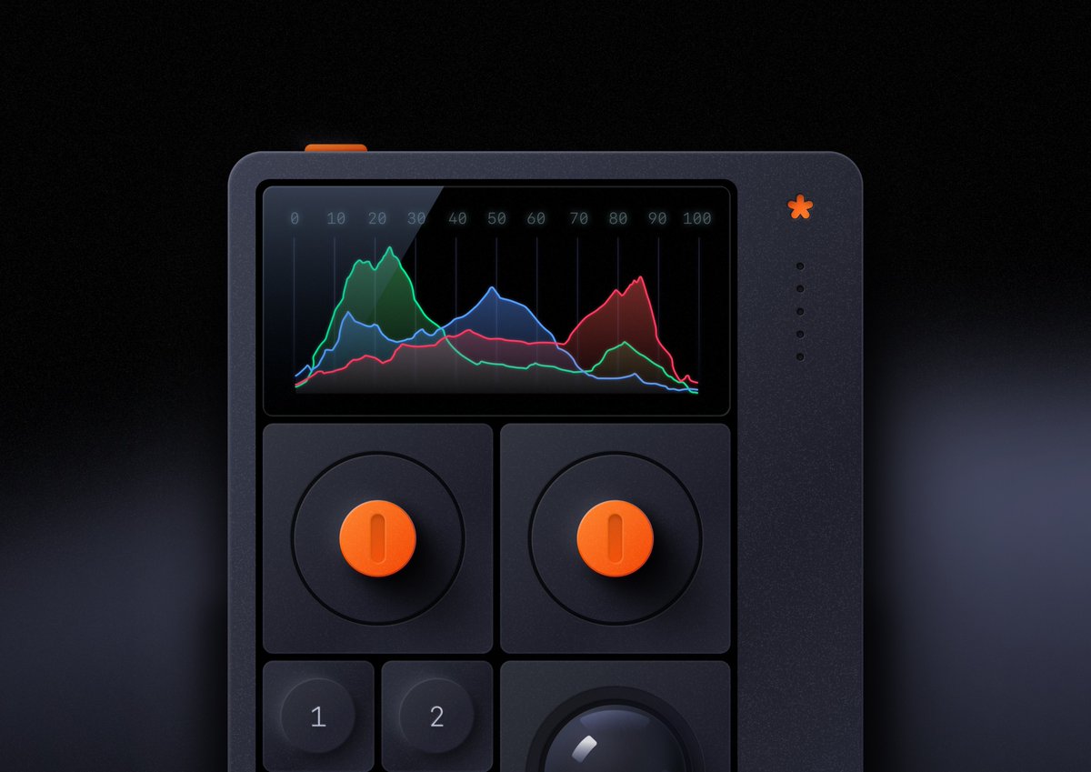 yasirbugra's tweet photo. Took @ozonefuture's reply to heart and dove into @figma to explore a cool-looking, portable color editing tool.

Just like Black Magic's Davinci Resolve panels, but it's pocket-sized to fit snugly next to your keyboard. Made for editors who work in the dark, so it's in dark theme.

Could Ozone one day venture into hardware? 🤷‍♂️