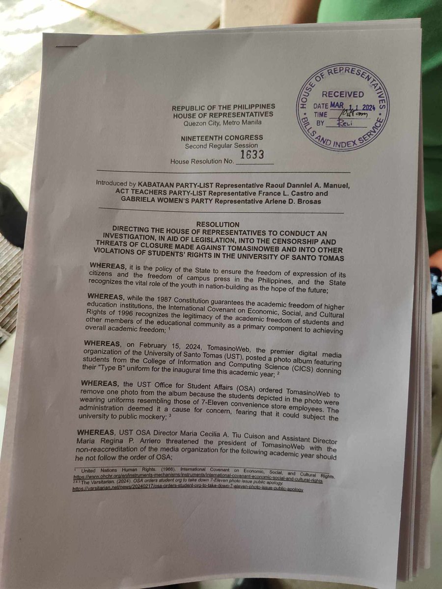 HOUSE RESOLUTION PROBING 'VIOLATIONS OF STUDENTS' RIGHTS' IN UST FILED

BREAKING: Kabataan Partylist Rep. Raoul Manuel files House Resolution 1633 before the Congress on Monday morning. The resolution directs the House of Representatives to conduct a probe into the Office for