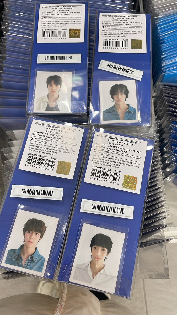 Kkugisell's tweet photo. 판매 이적 SMartist 시즌 그리팅 MD 2024 오프라인 구매  Sell season greetings 2024 md sg offline purchase 

Order dm or https://t.co/Hzv4gja5DA

판매 구매 이체 대행 송금 창고 한국 서비스 wts 엘프 소네 엑솔 superjunior snsd shinee exo redvelvet nct127 nctdream wayv aespa riize https://t.co/FFQ9OJHOYN
