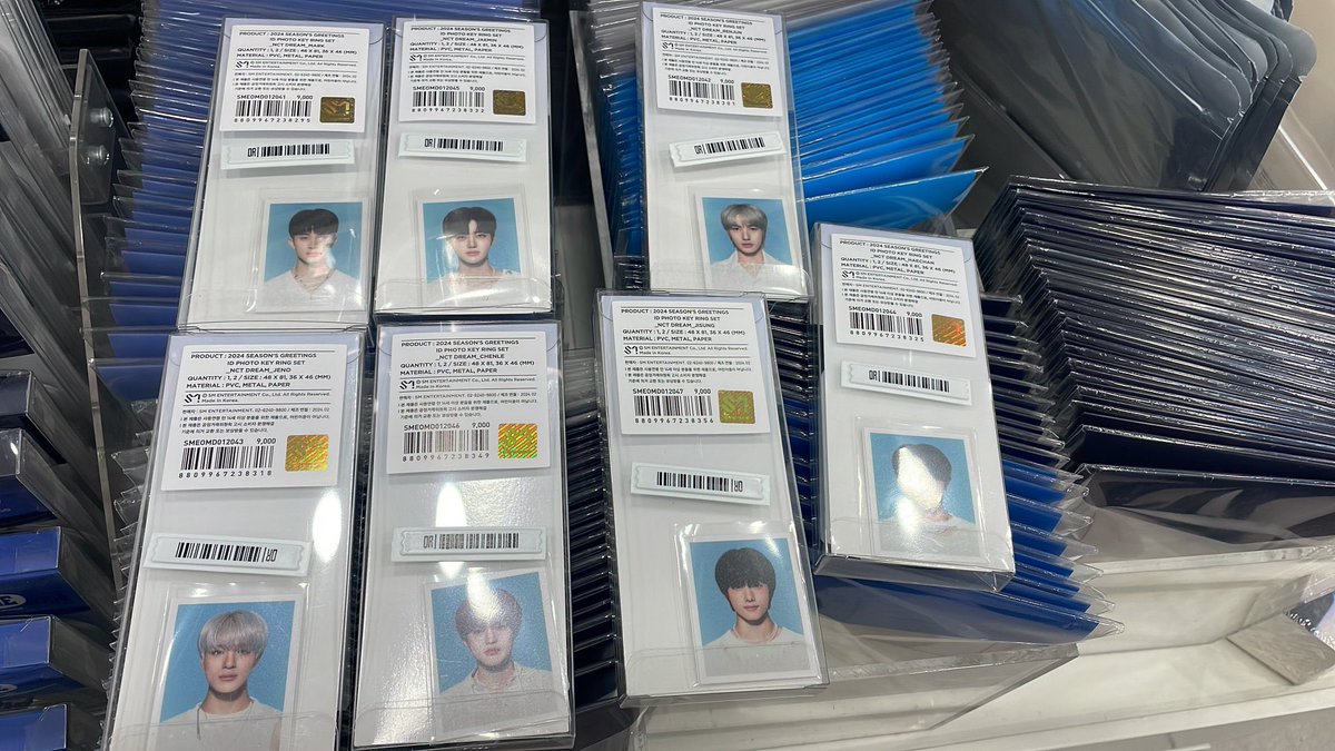 Kkugisell's tweet photo. 판매 이적 SMartist 시즌 그리팅 MD 2024 오프라인 구매  Sell season greetings 2024 md sg offline purchase 

Order dm or https://t.co/Hzv4gja5DA

판매 구매 이체 대행 송금 창고 한국 서비스 wts 엘프 소네 엑솔 superjunior snsd shinee exo redvelvet nct127 nctdream wayv aespa riize https://t.co/FFQ9OJHOYN