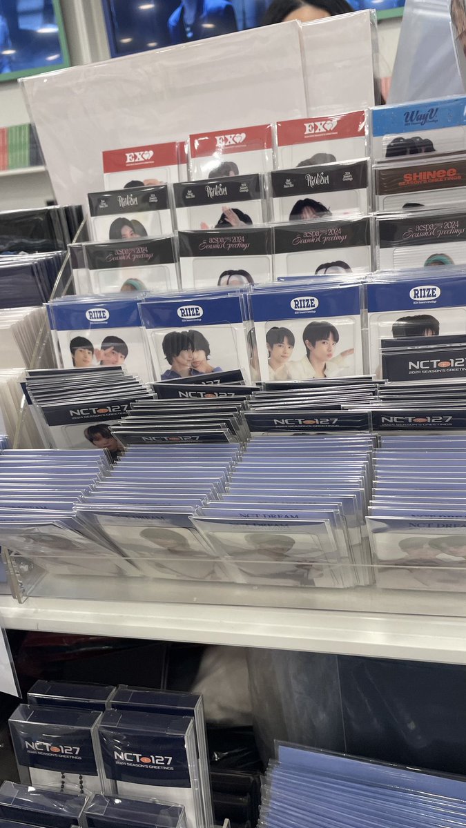Kkugisell's tweet photo. 판매 이적 SMartist 시즌 그리팅 MD 2024 오프라인 구매  Sell season greetings 2024 md sg offline purchase 

Order dm or https://t.co/Hzv4gja5DA

판매 구매 이체 대행 송금 창고 한국 서비스 wts 엘프 소네 엑솔 superjunior snsd shinee exo redvelvet nct127 nctdream wayv aespa riize https://t.co/ZRdGBJdnGi