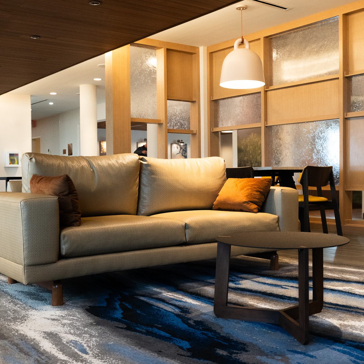 RedstoneGateway's tweet photo. #DYK Redstone Gateway features two onsite hotels? Take a look inside our newest hotel, Fairfield Inn &amp; Suites by Marriott Huntsville!

Learn more about all amenities we offer: https://t.co/An4GLCEaa7 https://t.co/nV4WRBV26j