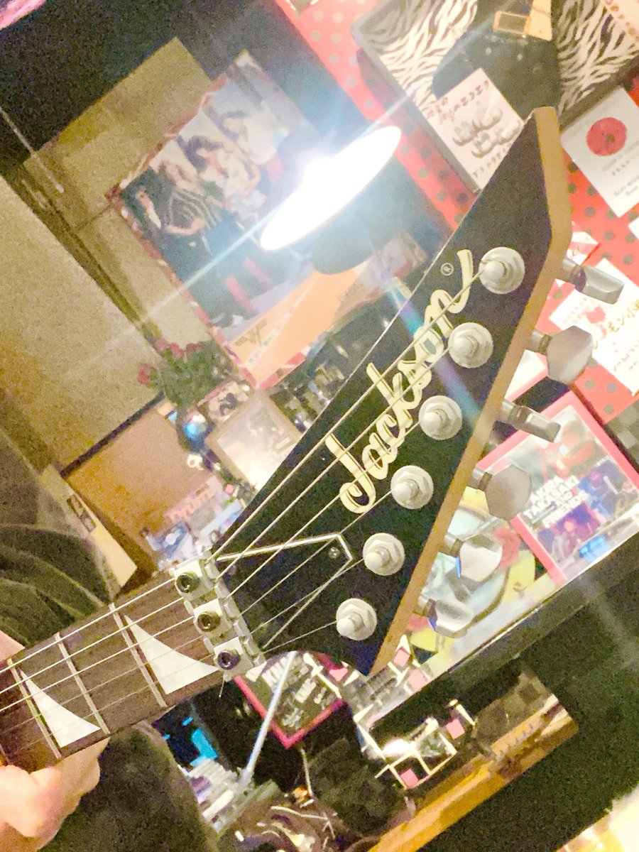 Groupiedolls's tweet image. 今時Jackson…

今だからJackson⁈

命様もJackson😳

オレもJackson🎸

#メタル焼肉 #jacksonguitar