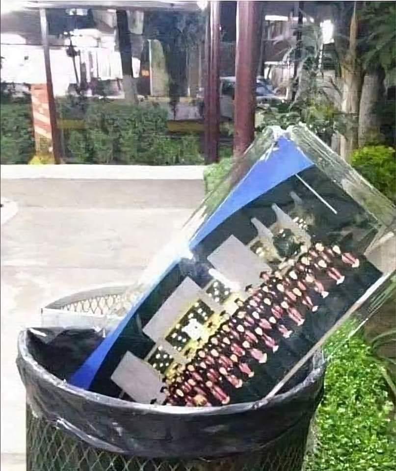 EnsedeCiencia's tweet photo. ¿Y vas a extrañar a tus compañeros?

- Yo: https://t.co/KEkeyW5ftr