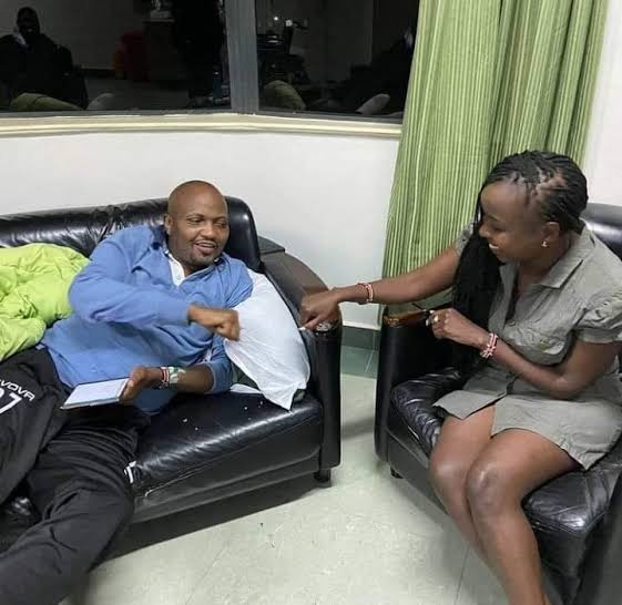 marto254_'s tweet photo. Kumbe Siri ni kuwa tu mwanamke 🤔 https://t.co/GaI9bdEjeV