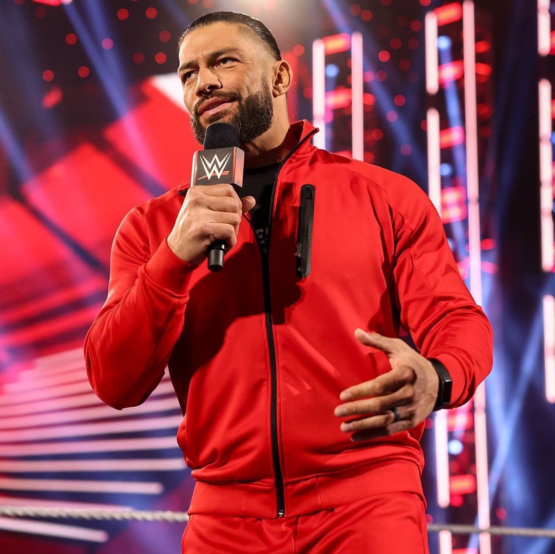 BloodlineShield's tweet photo. #TeamTrackSuits #RomanReigns My fav is the Red One. ♥️ https://t.co/7mFffKgjf6