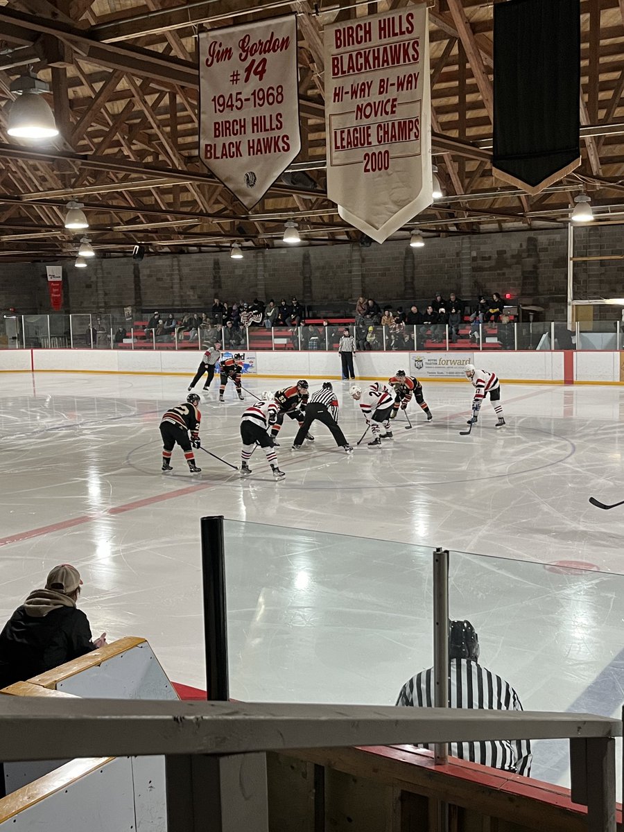 mguitard10's tweet photo. Sask Senior Twin Rivers League Playoffs. Rosthern vs Birch Hills. ⁦@HockeySask_ODP⁩ https://t.co/EMp4CKMPZN
