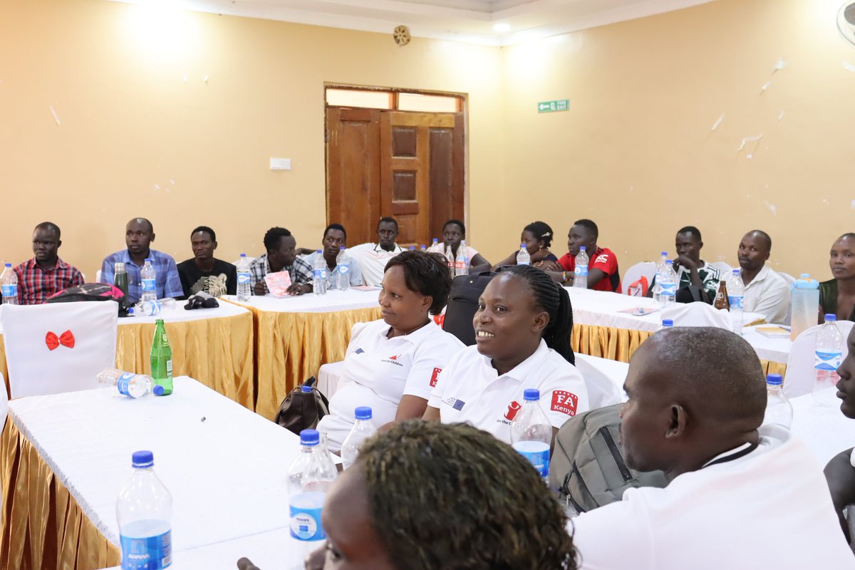 ApirTurkana's tweet photo. @ApirTurkana we leave no one behind
Earlier last week we conducted a CBC and ICT refresher training for center leads, BOM teachers and incentives teachers under #Acceleratededucationprogram @NRC_Norway @SaveChildren_KE @filmaidkenya @ekeno_loroo https://t.co/5ZVF4ukLrg