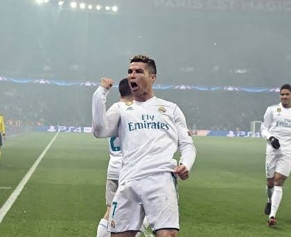 BTR_Ajay's tweet photo. How Ronaldo                How Messi 
destroyed PSG           destroyedPSG
@Cristiano                     @TeamMessi https://t.co/1b7NZQo8EL