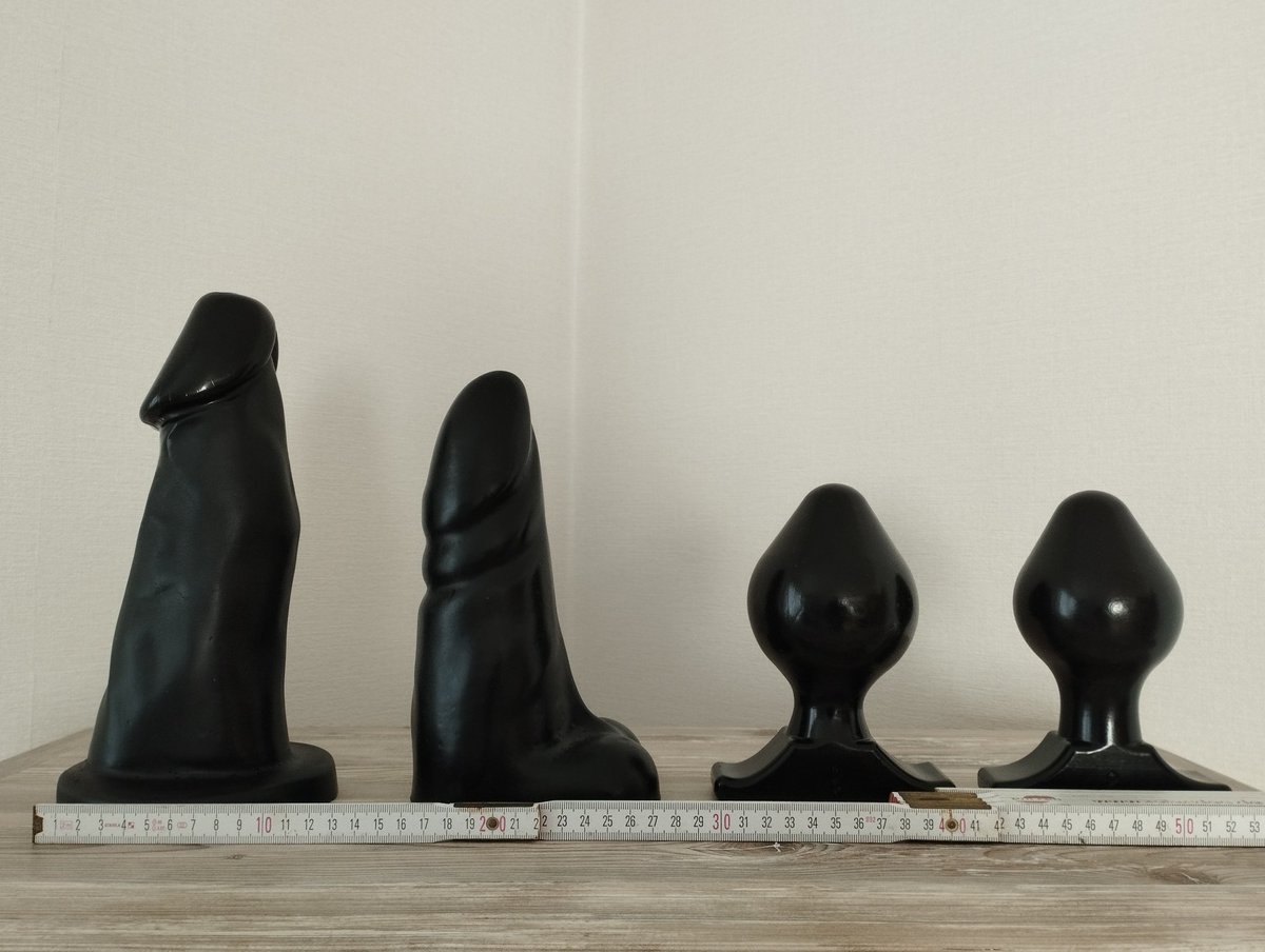 CockloverSub's tweet photo. When there's nothing Real nearby - my "Up to 10" (cm) Toys 🤜💦

#Stretching 
#Fisting 
#gay https://t.co/FPPpEqHRBw