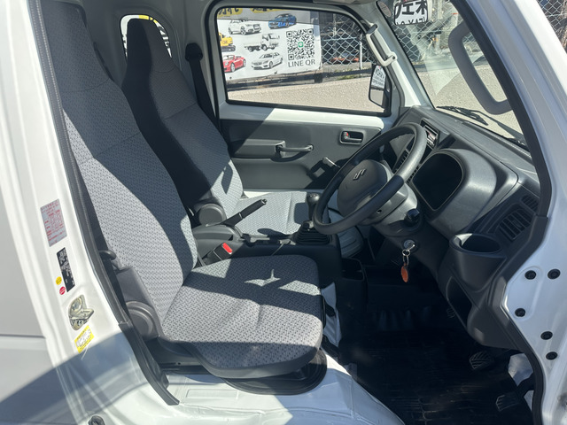 homelander_4's tweet photo. スーパーキャリー 1年保証付 4WD Tチェーン USBローン対応可 (頭金0円、月々5千円から可、最低金利、) 下取り可 100万円  #分割 #自社ローン #オークション代行 #車売ります #車買います #車 #愛車 #車好き #車好きと繋がりたい #スーパーキャリー　#軽トラック　#軽自動車 #格安自動車 #軽トラ https://t.co/JigtQ6r2H5