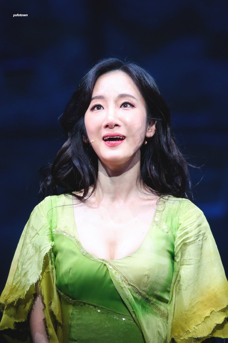 240308 낮 노트르담 드 파리🔔

#유리아 에스메랄다