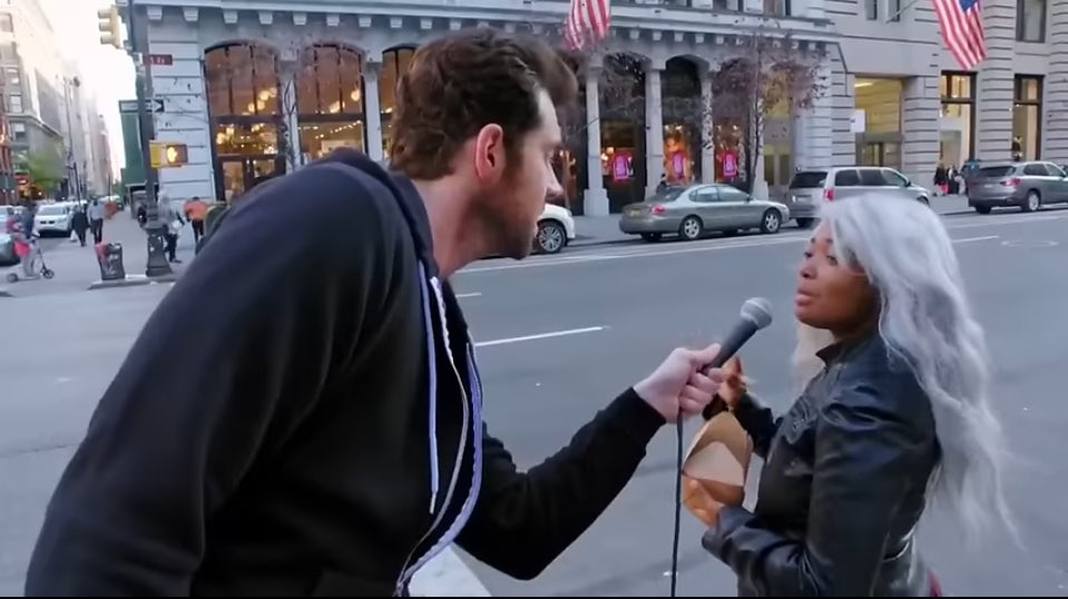 BlackMajiik's tweet photo. Gay people are like “she saved my life” and it’s the girl who cursed out Billy Eichner https://t.co/qTdzuYmAfB